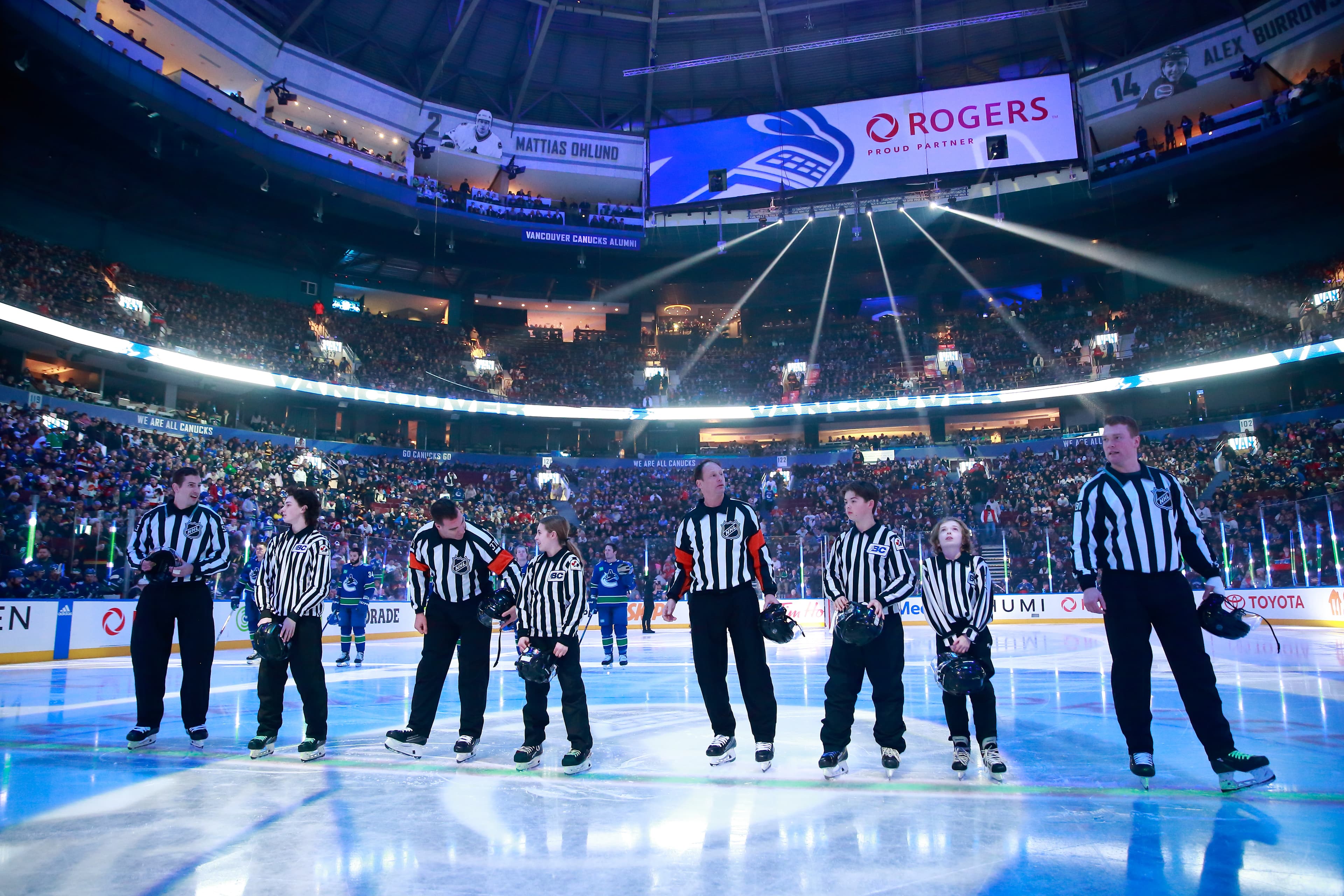 Find out what it takes to become an on-ice official in BC!